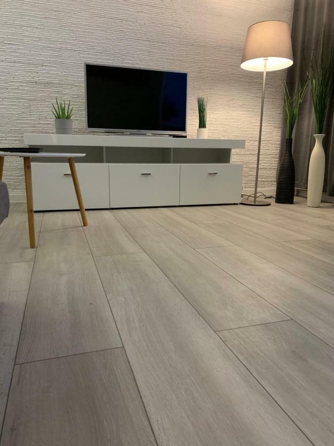 Apartament Zelazna 11 Apartment Torun Luaran gambar